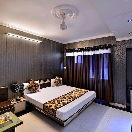 Hotel New Mg Residency Amritsar Exterior photo